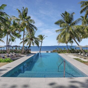 IOL_SwimmingPools001