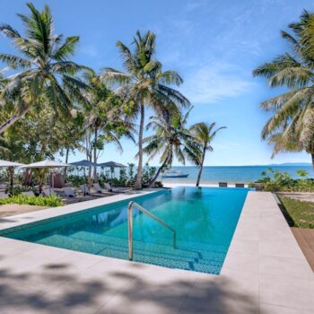 IOL_SwimmingPools003