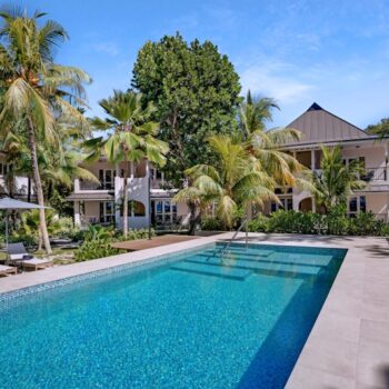 IOL_SwimmingPools004