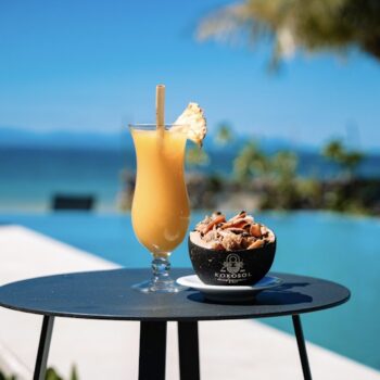 IOL_SwimmingPoolsCocktail